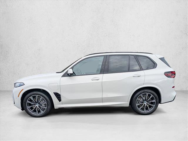 New 2026 BMW X5 xDrive50e w/ M Sport Package image 9