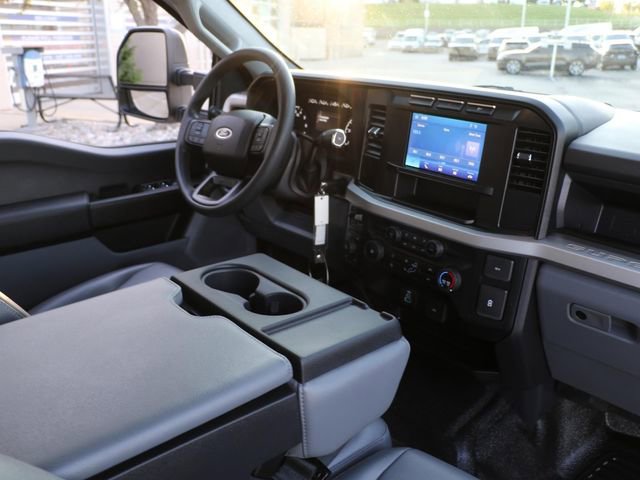 Used 2024 Ford F350 XL AWD/4WD image 13