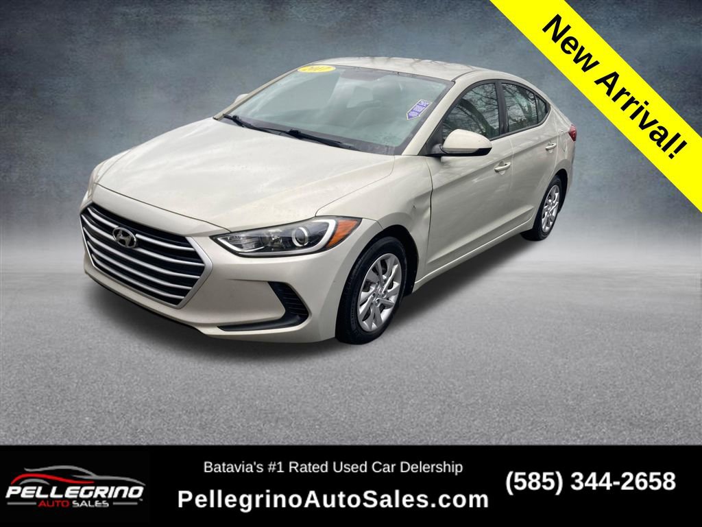 Used 2017 Hyundai Elantra SE w/ Cargo Package image 1