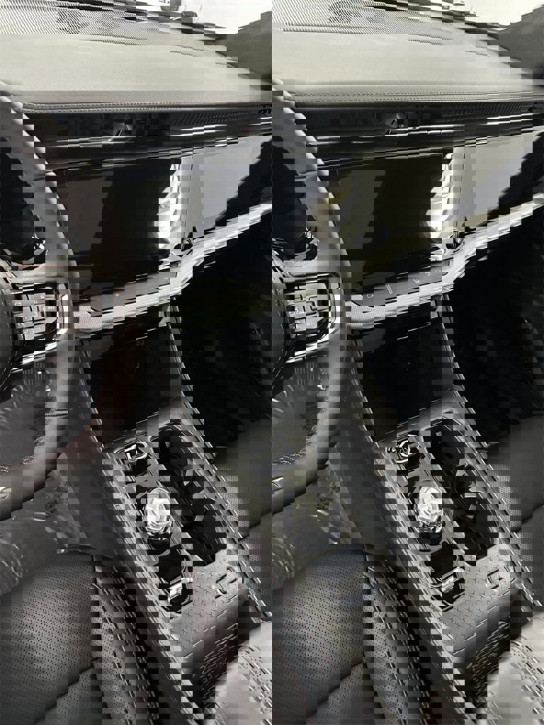 Used 2024 Jeep Wagoneer Launch Edition image 17