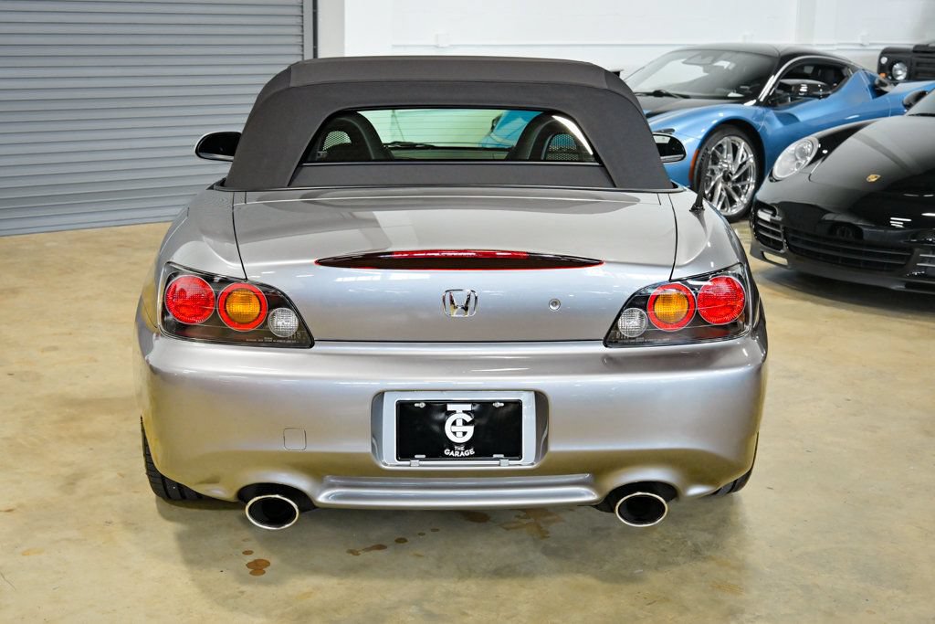 Used 2005 Honda S2000 image 10
