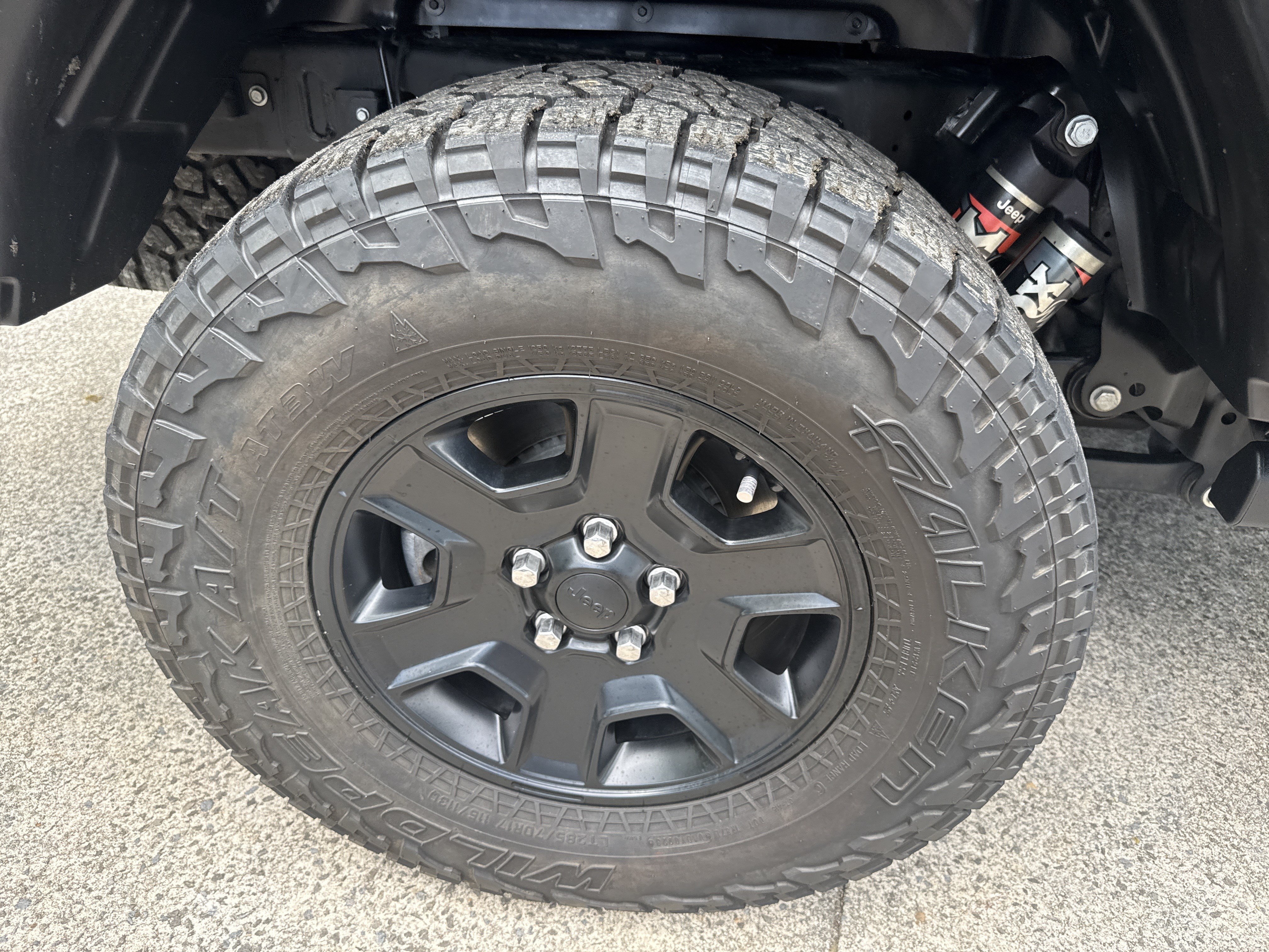 Used 2023 Jeep Gladiator Mojave w/ Trailer Tow Package AWD/4WD image 18