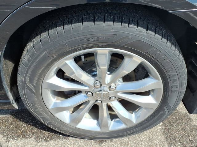 Used 2019 Chrysler 300 Touring L w/ Quick Order Package 22F AWD/4WD image 5