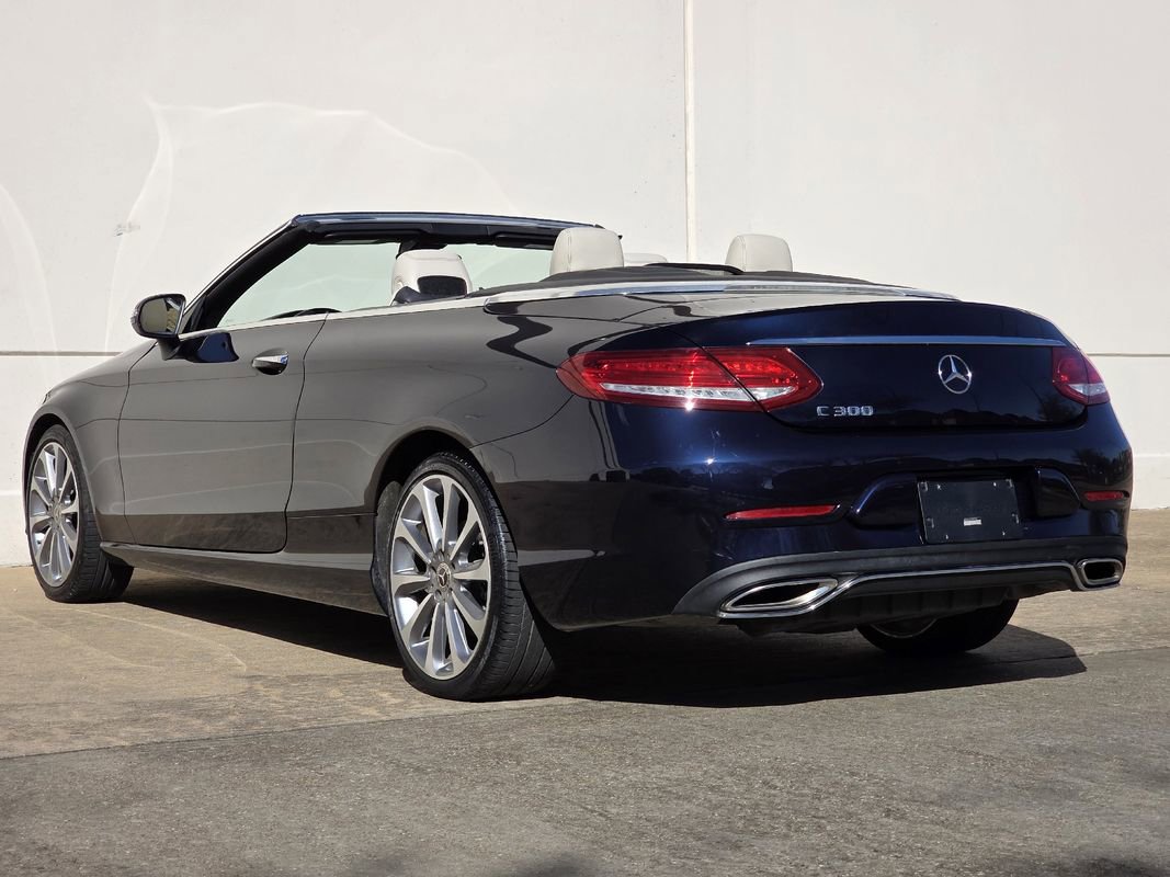 Used 2018 Mercedes-Benz C 300 Cabriolet image 4