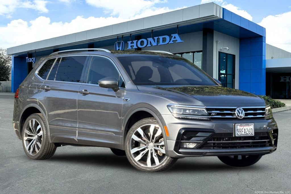 Used 2020 Volkswagen Tiguan SEL Premium R-Line image 2