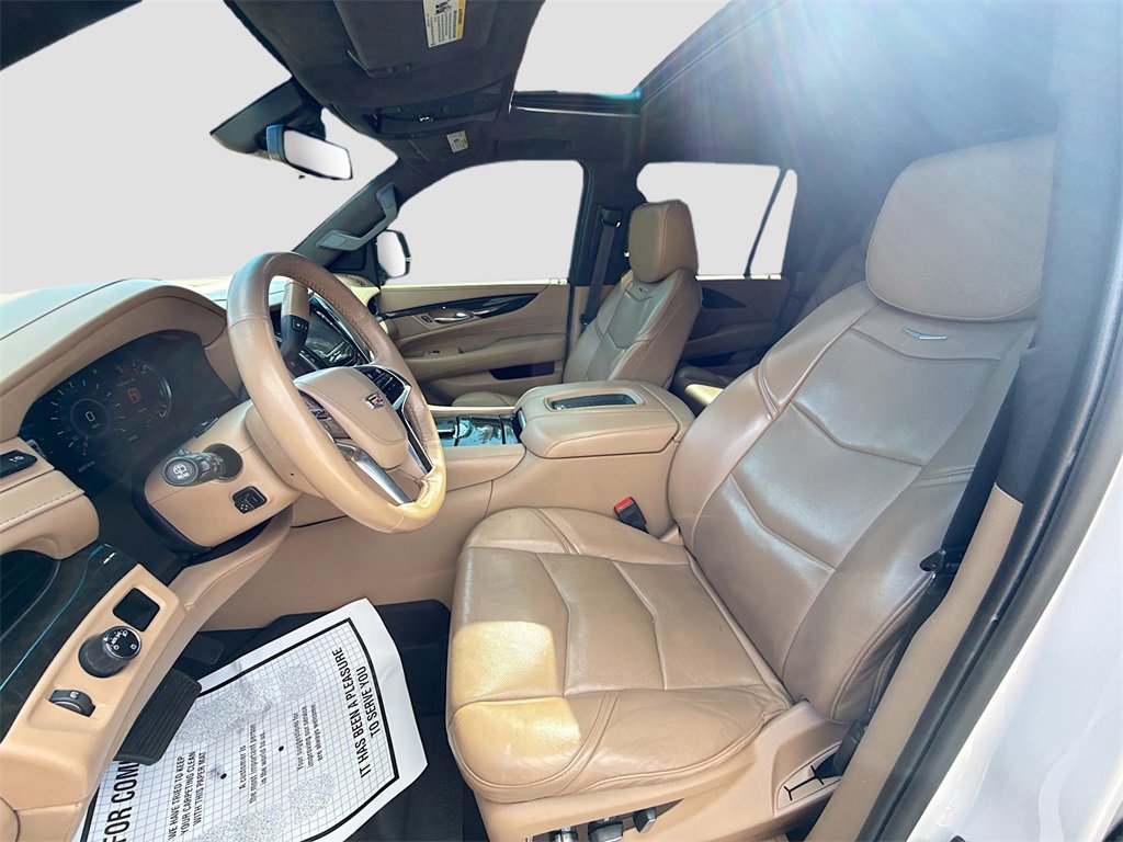 Used 2019 Cadillac Escalade Platinum image 22