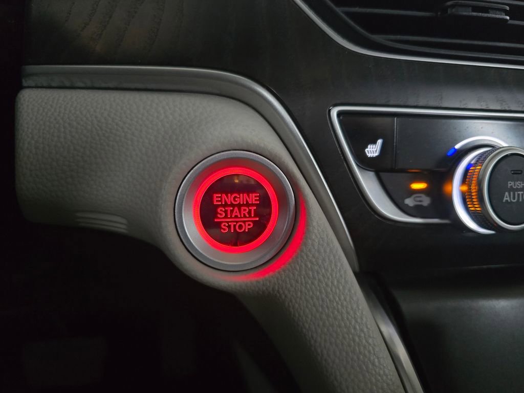 Used 2020 Honda Accord EX image 36