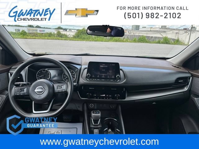Used 2022 Nissan Rogue SV FWD image 21