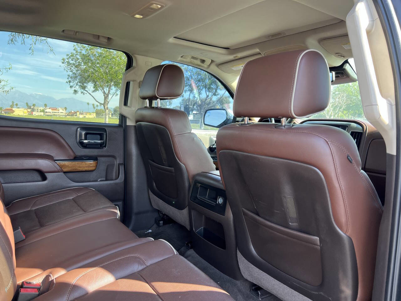 Used 2014 Chevrolet Silverado 1500 High Country w/ High Country Premium Package image 26