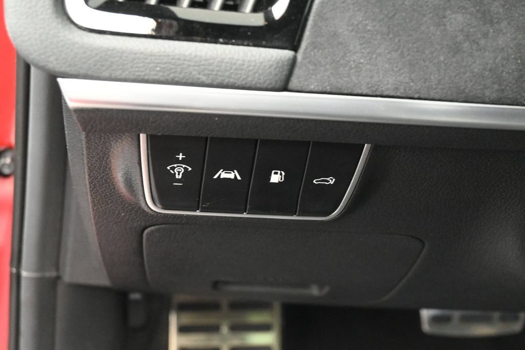 Used 2023 Kia Stinger GT2 AWD/4WD image 16