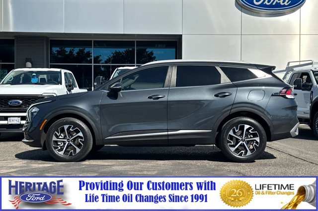 Used 2023 Kia Sportage EX image 7