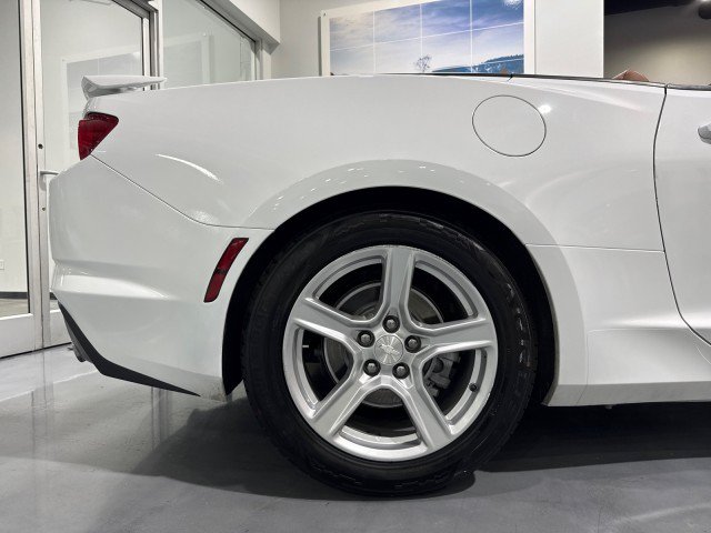 Used 2021 Chevrolet Camaro LT RWD image 91