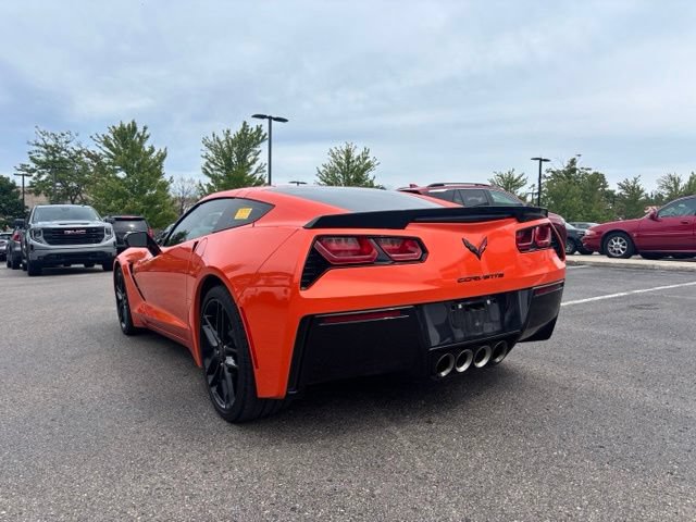 Used 2018 Chevrolet Corvette Stingray Coupe w/ Carbon Flash Badge Package RWD image 8