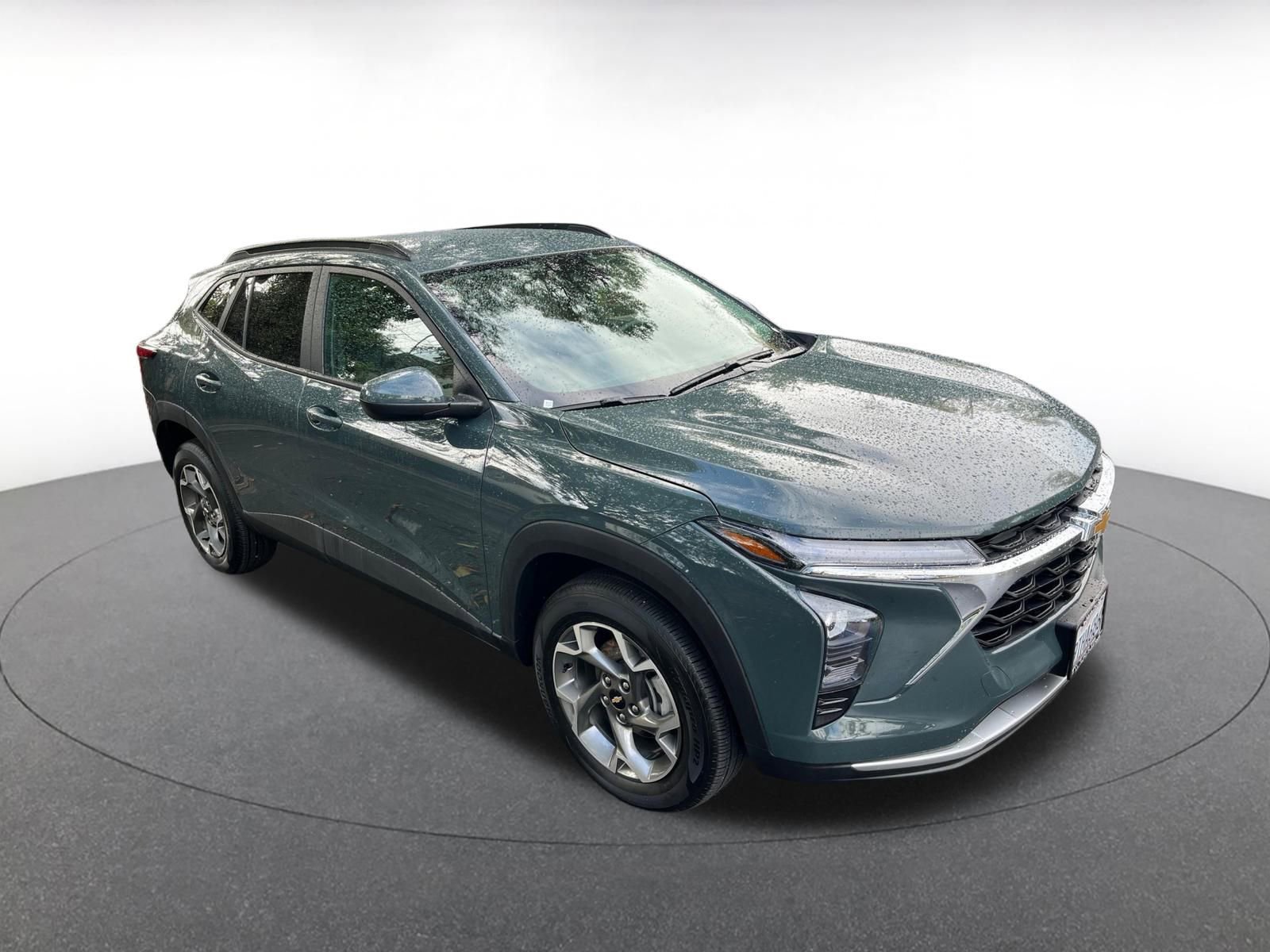 Used 2025 Chevrolet Trax LT w/ LT Convenience Package