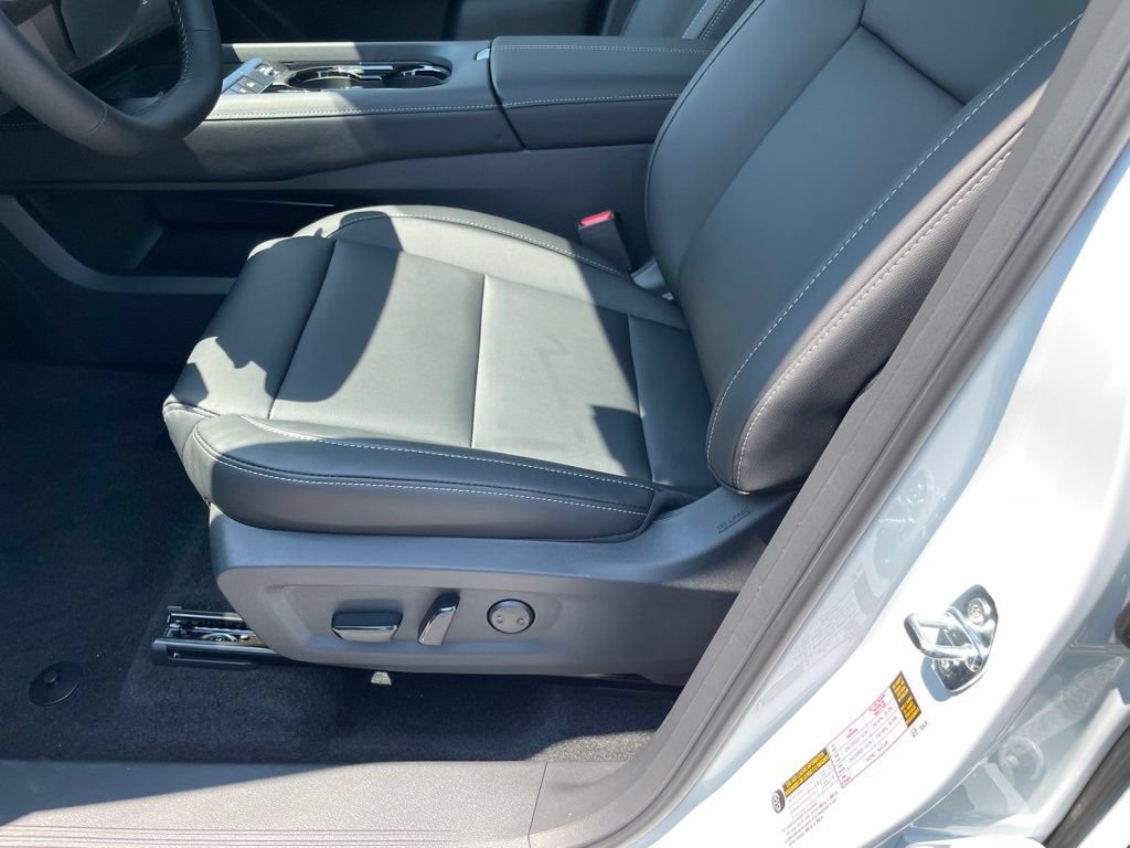 New 2026 Nissan Murano SV AWD/4WD image 11