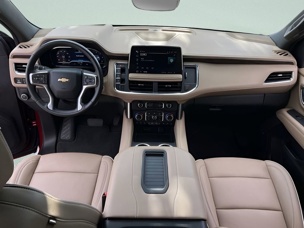 Used 2024 Chevrolet Suburban Premier image 25