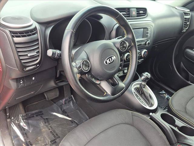 Used 2016 Kia Soul + w/ Designer's Package FWD image 10