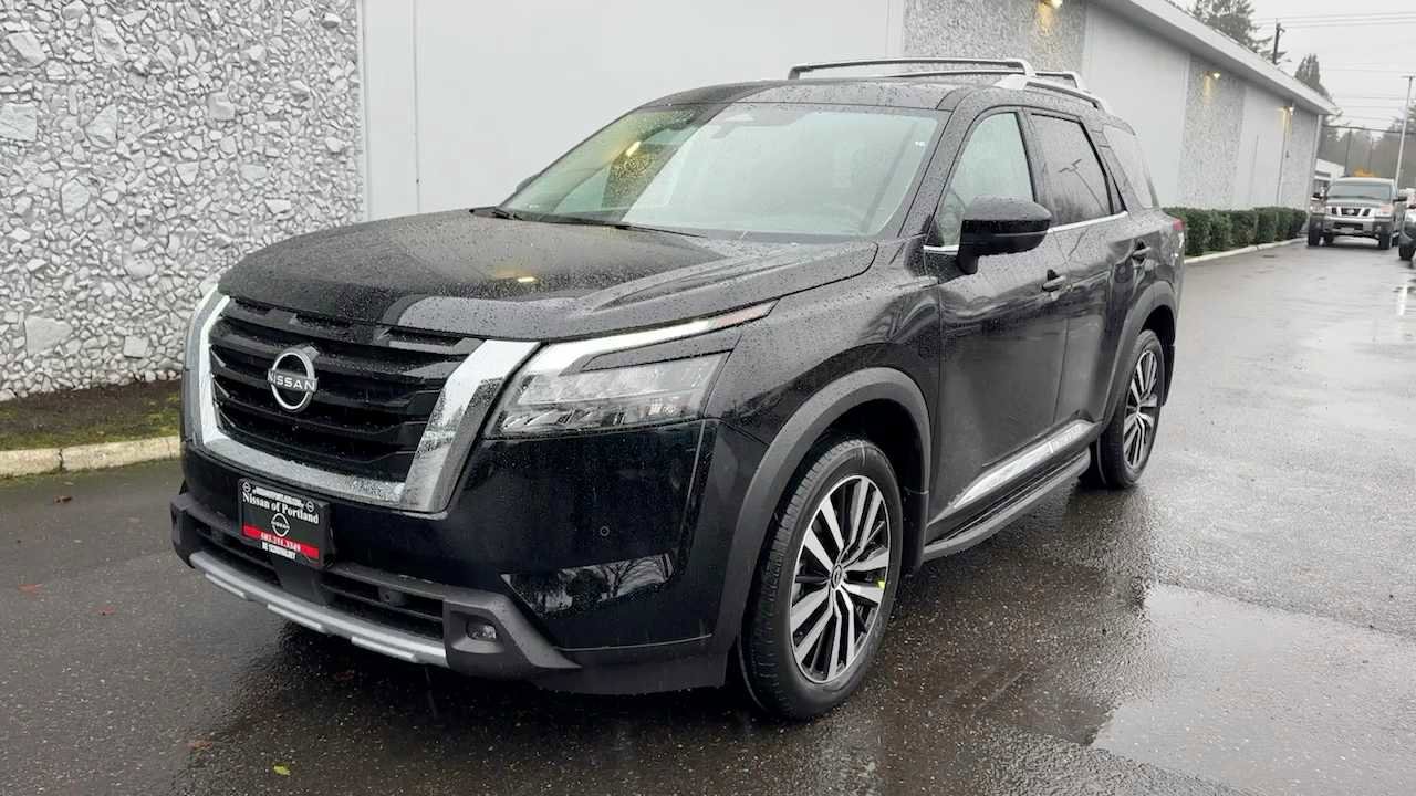 New 2025 Nissan Pathfinder Platinum w/ Cargo Package image 3