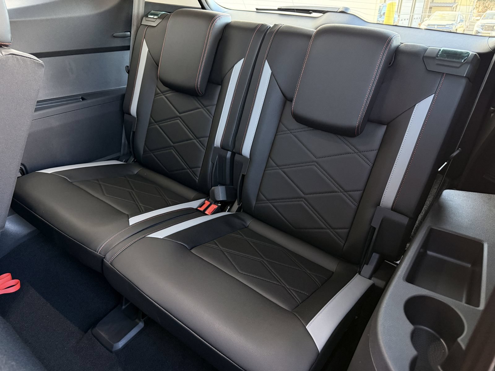 New 2026 Volkswagen Atlas Peak Edition AWD/4WD image 28