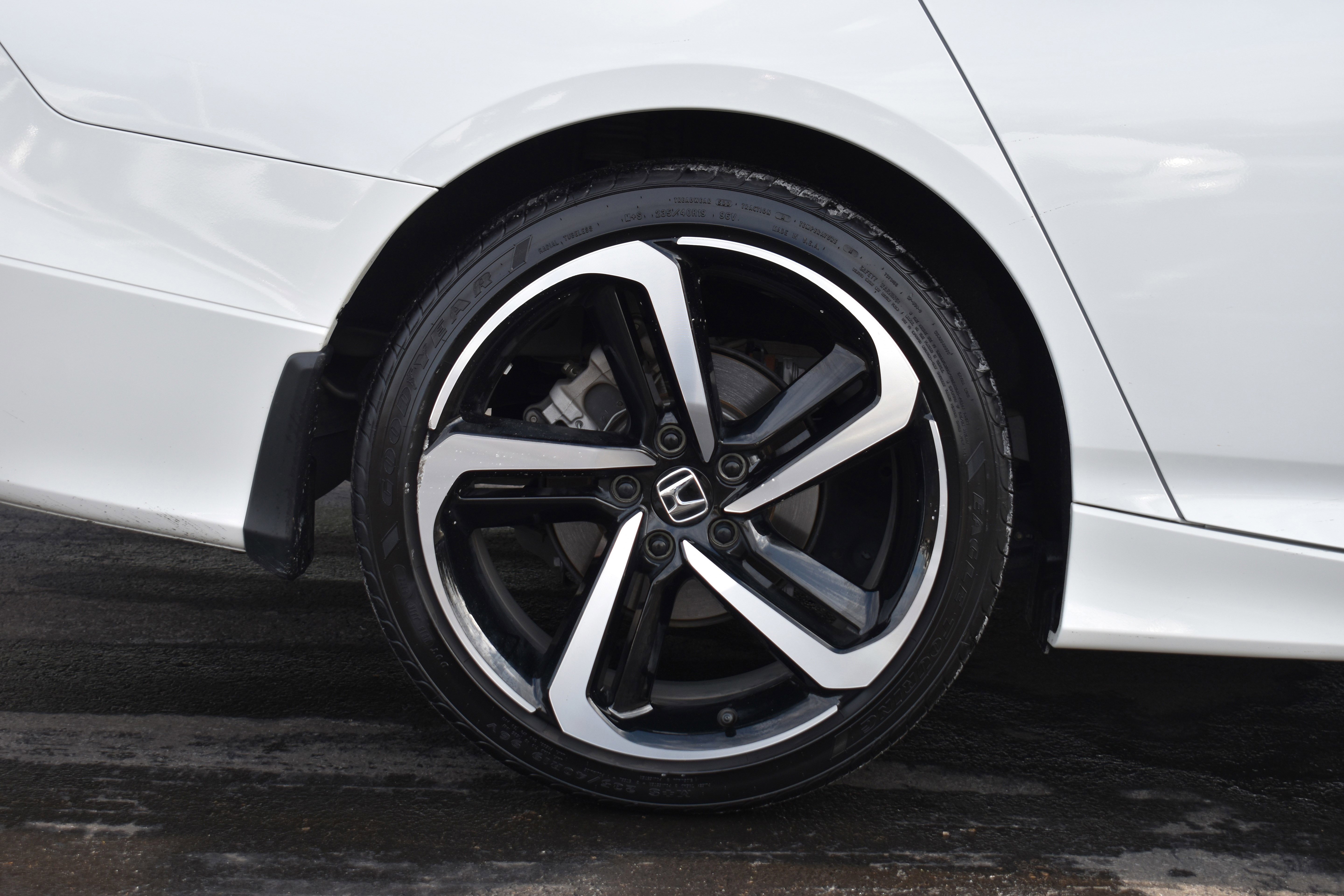 Certified 2022 Honda Accord Sport image 35