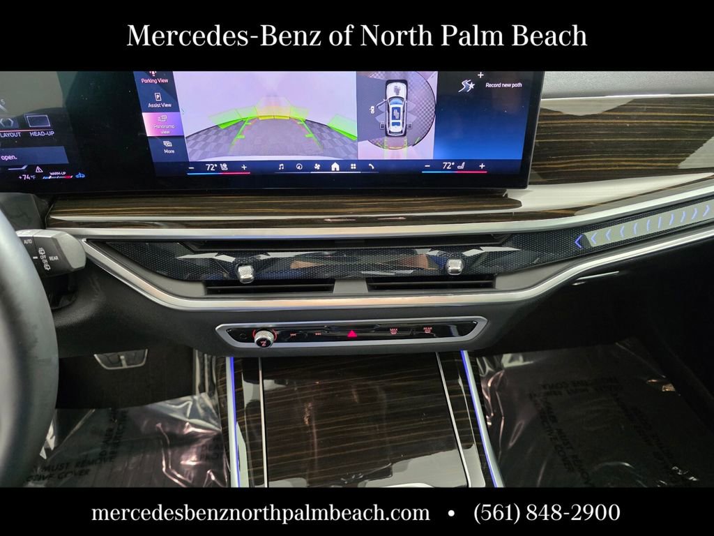 Used 2024 BMW X7 xDrive40i w/ M Sport Package image 23