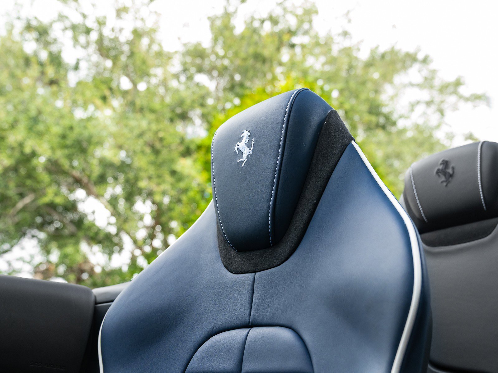 Used 2024 Ferrari Roma Spider image 13