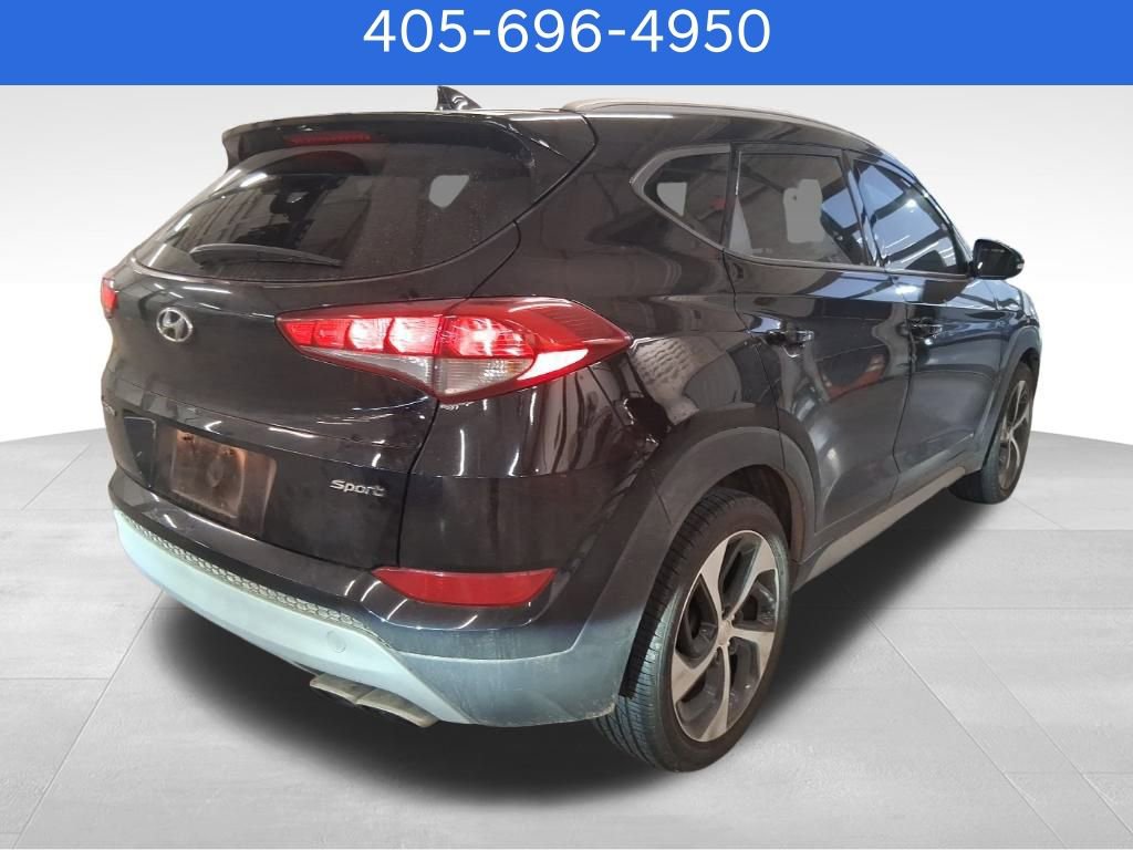 Used 2018 Hyundai Tucson Sport image 4