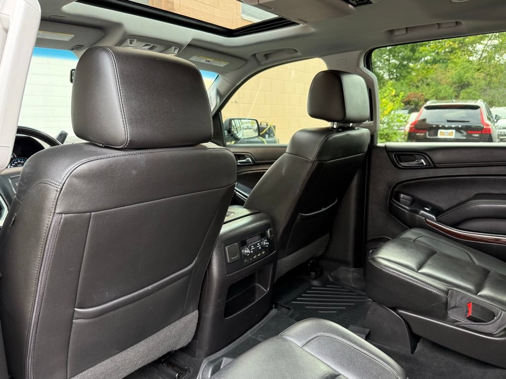 Used 2018 GMC Yukon SLT w/ Premium Edition AWD/4WD image 14
