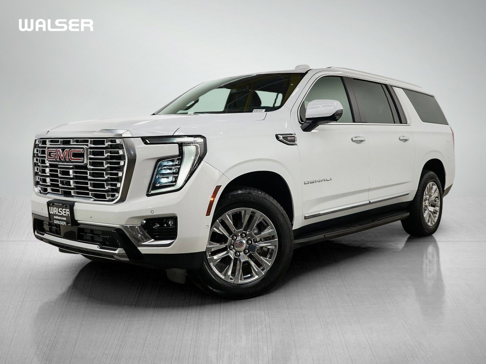 Used 2025 GMC Yukon XL Denali AWD/4WD image 1