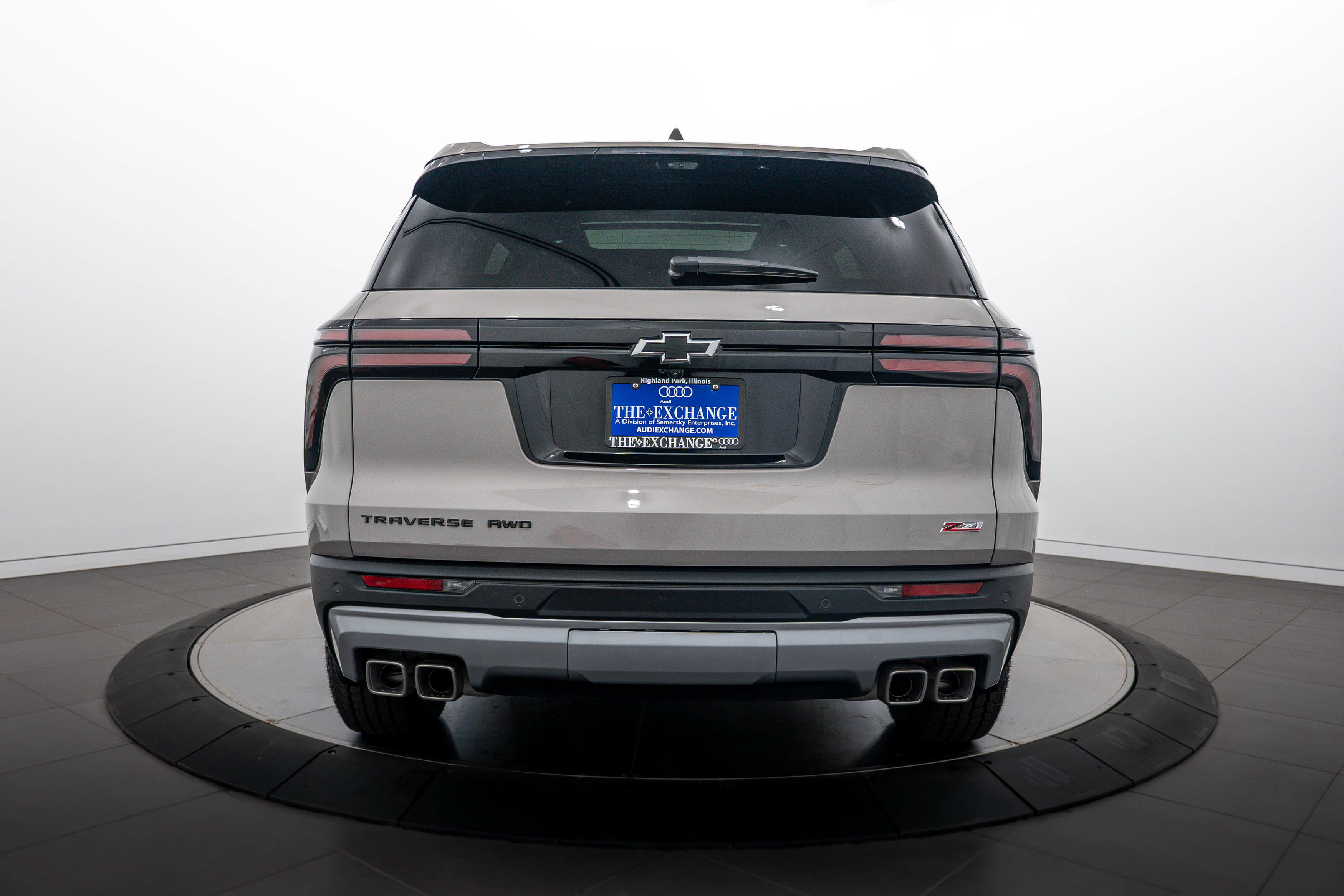 Used 2026 Chevrolet Traverse Z71 w/ Enhanced Driving Package AWD/4WD image 6