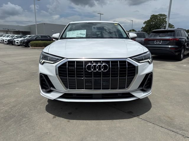 New 2025 Audi Q3 2.0T Premium image 2