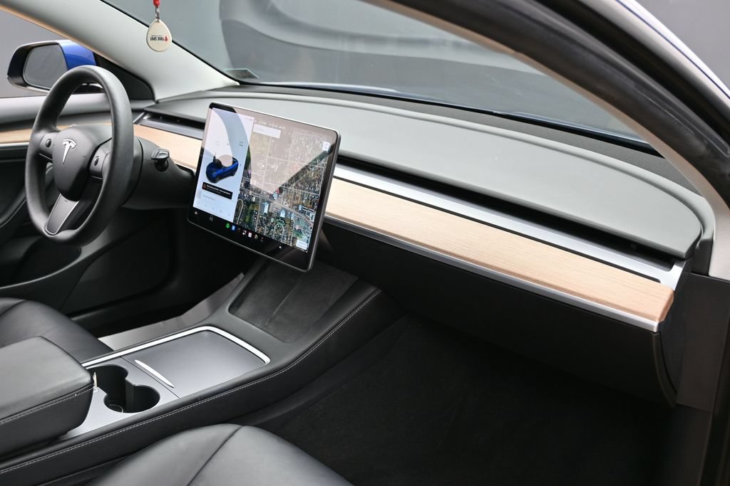 Used 2021 Tesla Model 3 Standard Range Plus RWD image 41