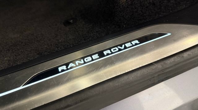 Used 2023 Land Rover Range Rover SE image 73