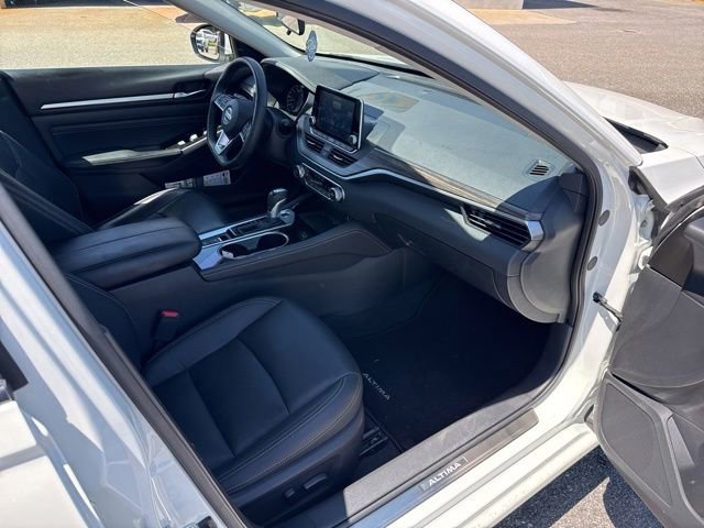 Used 2021 Nissan Altima 2.5 SL FWD image 12