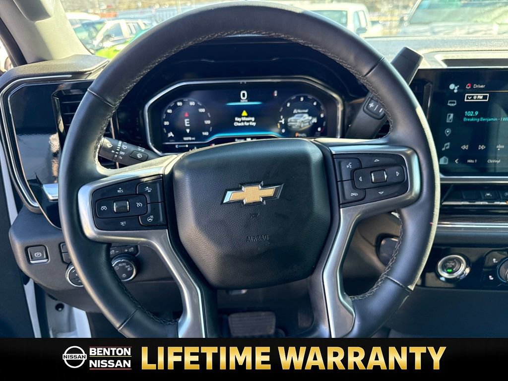 Used 2023 Chevrolet Silverado 1500 LT image 15