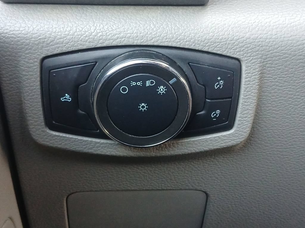 Used 2021 Ford F250 XL RWD image 12