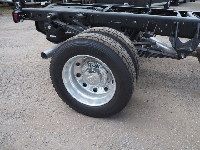 New 2026 RAM 5500 Tradesman w/ Chrome Appearance Group image 6