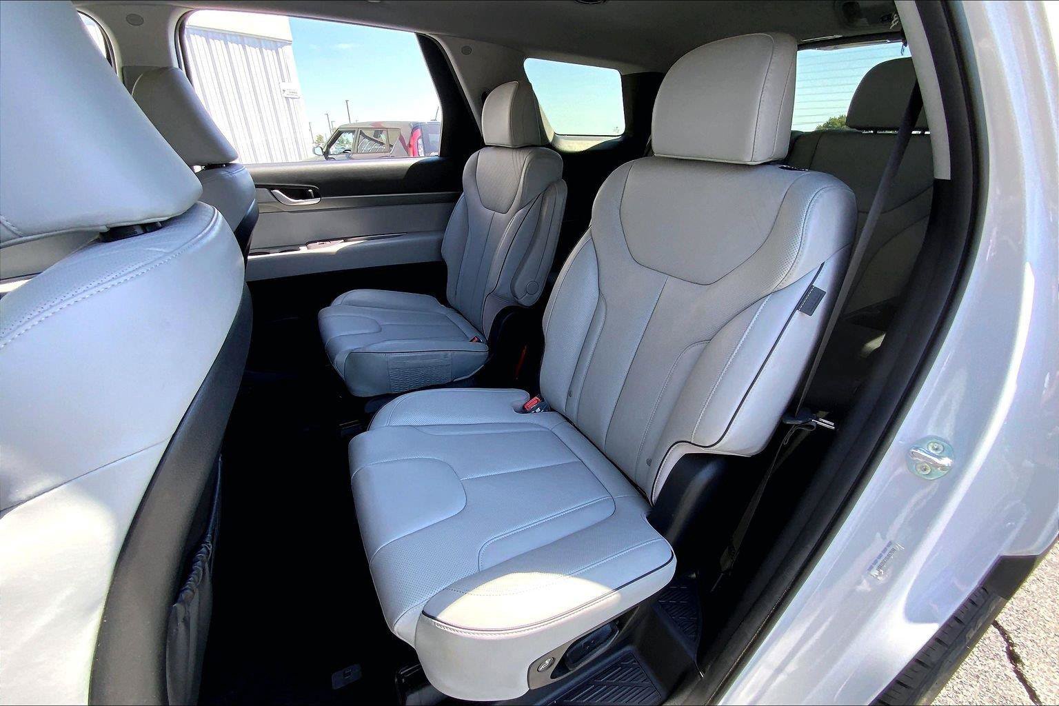 Used 2025 Hyundai Palisade SEL AWD/4WD image 23