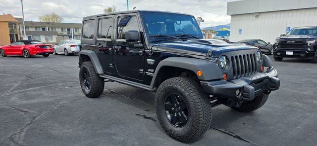 Used 2012 Jeep Wrangler Unlimited Rubicon image 1