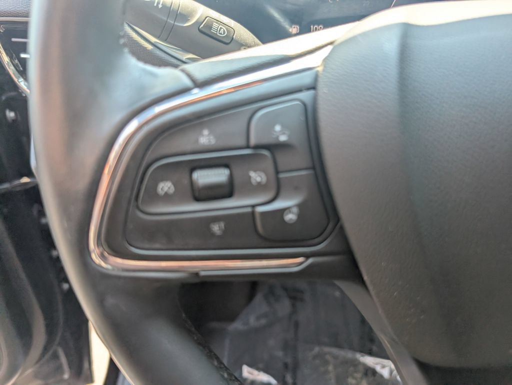 Used 2025 Buick Envista Avenir FWD image 16