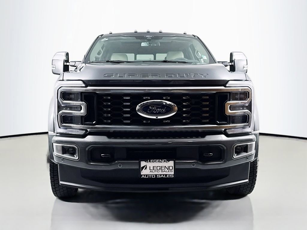 Used 2026 Ford F450 Platinum w/ Platinum Plus Package image 2