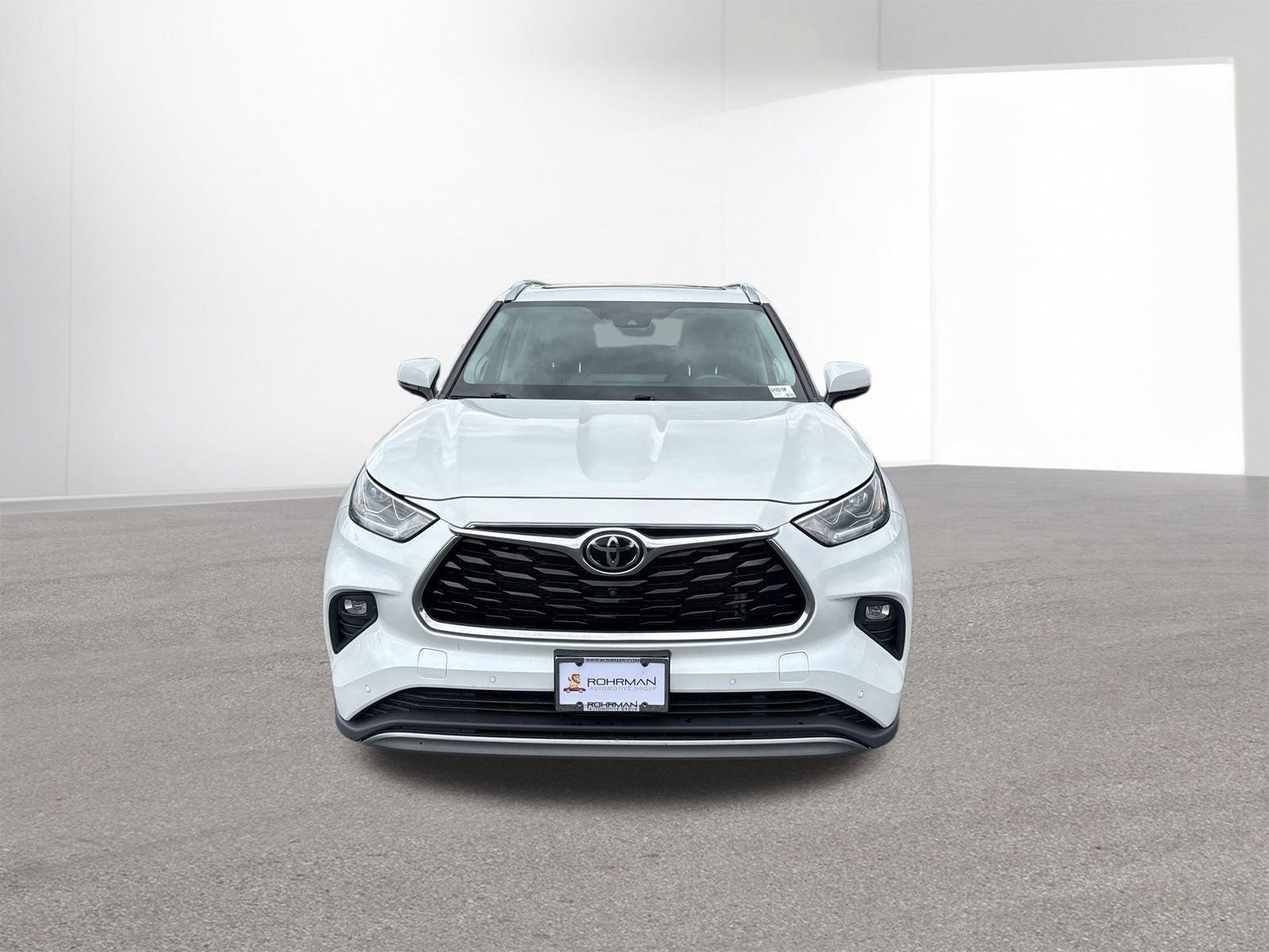 Used 2022 Toyota Highlander Platinum AWD/4WD image 3
