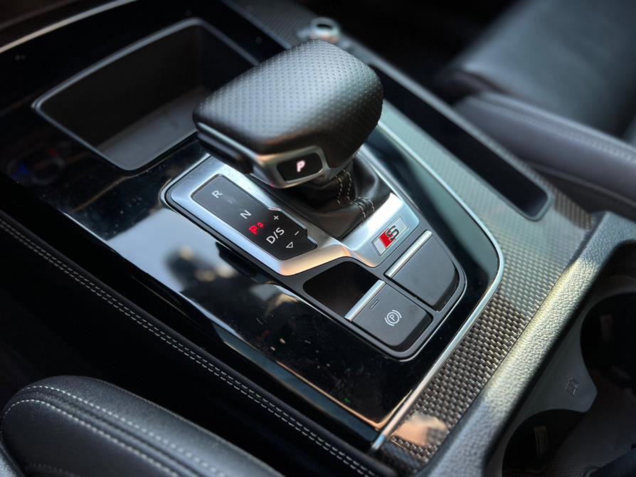 Used 2023 Audi SQ5 Premium Plus w/ Premium Plus Package image 18