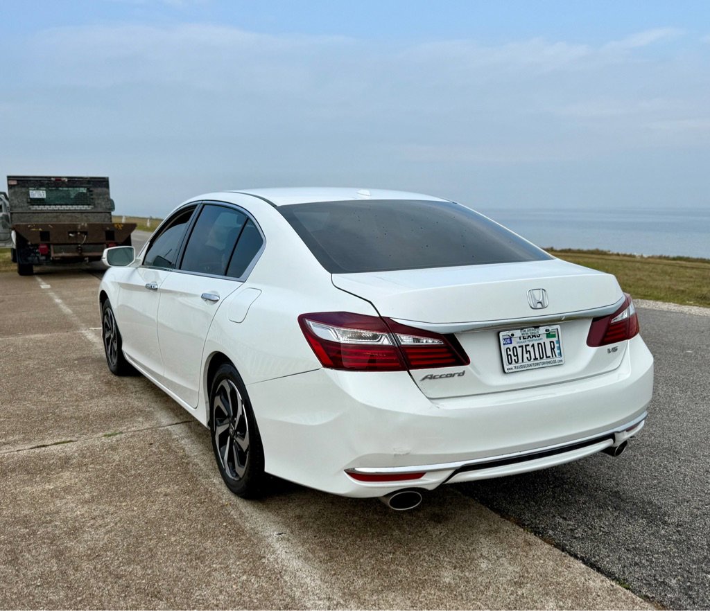 Used 2016 Honda Accord EX-L image 7