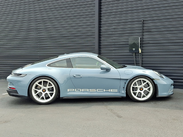 Certified 2024 Porsche 911 GT3 RS RWD image 8