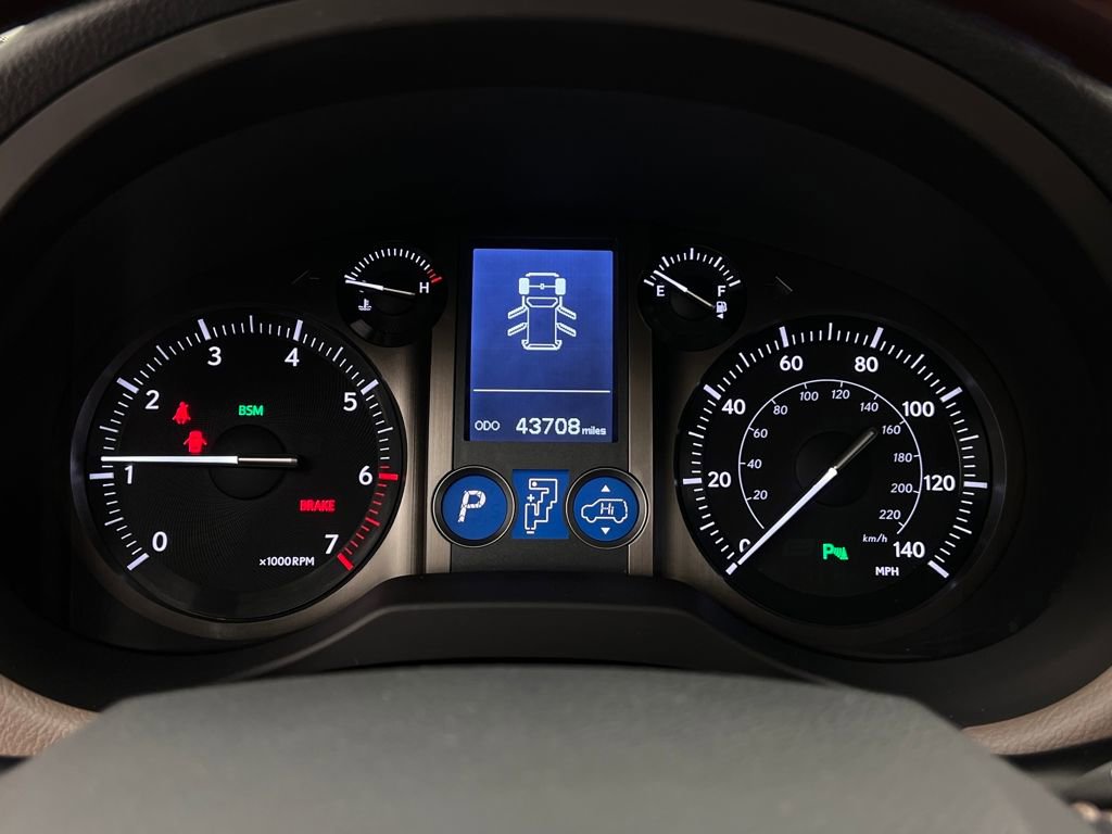 Used 2019 Lexus GX 460 Luxury w/ Sport Design Package image 19