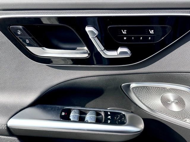 New 2026 Mercedes-Benz C 300 4MATIC Sedan image 23