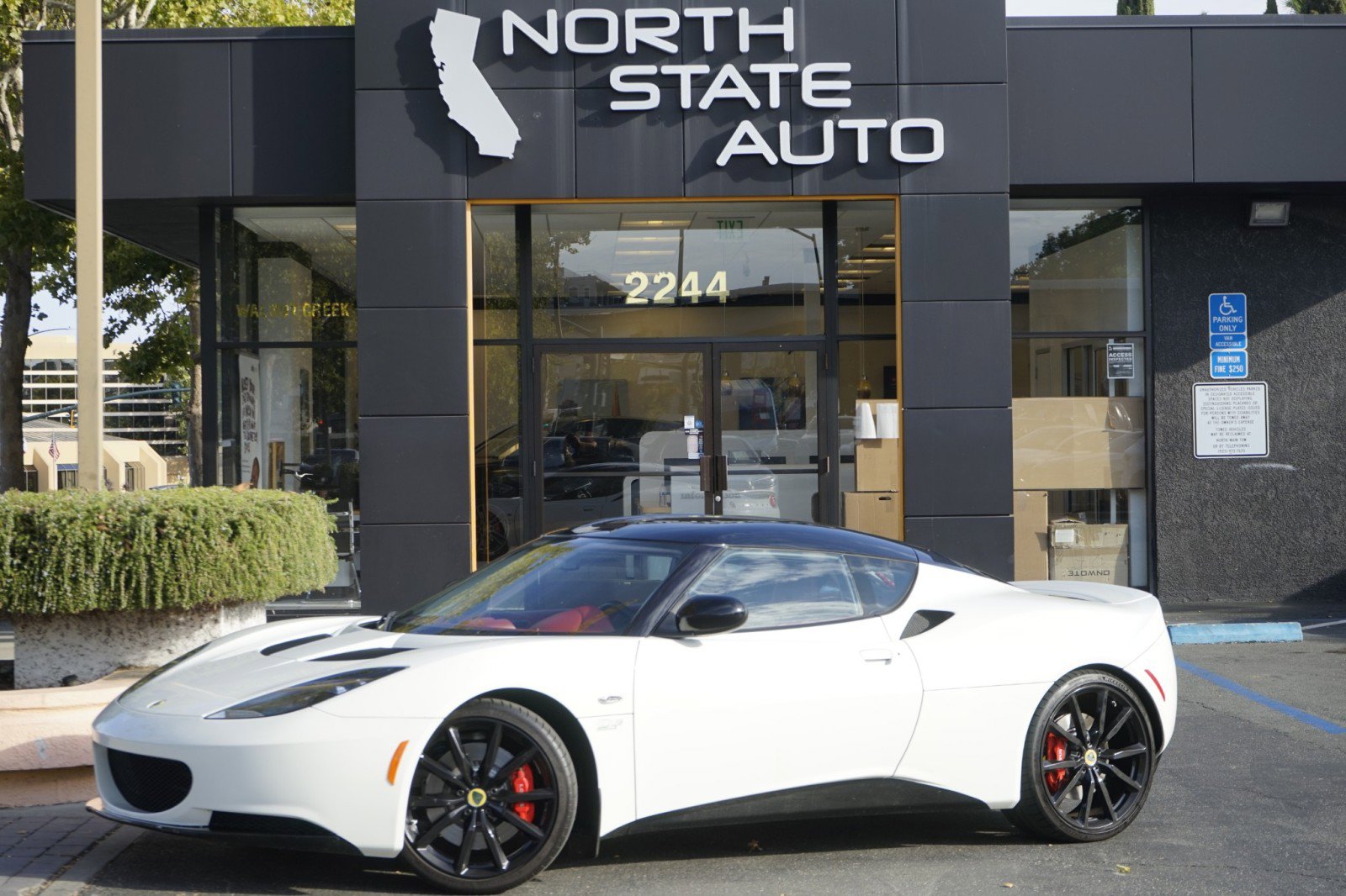 Used 2014 Lotus Evora S image 1