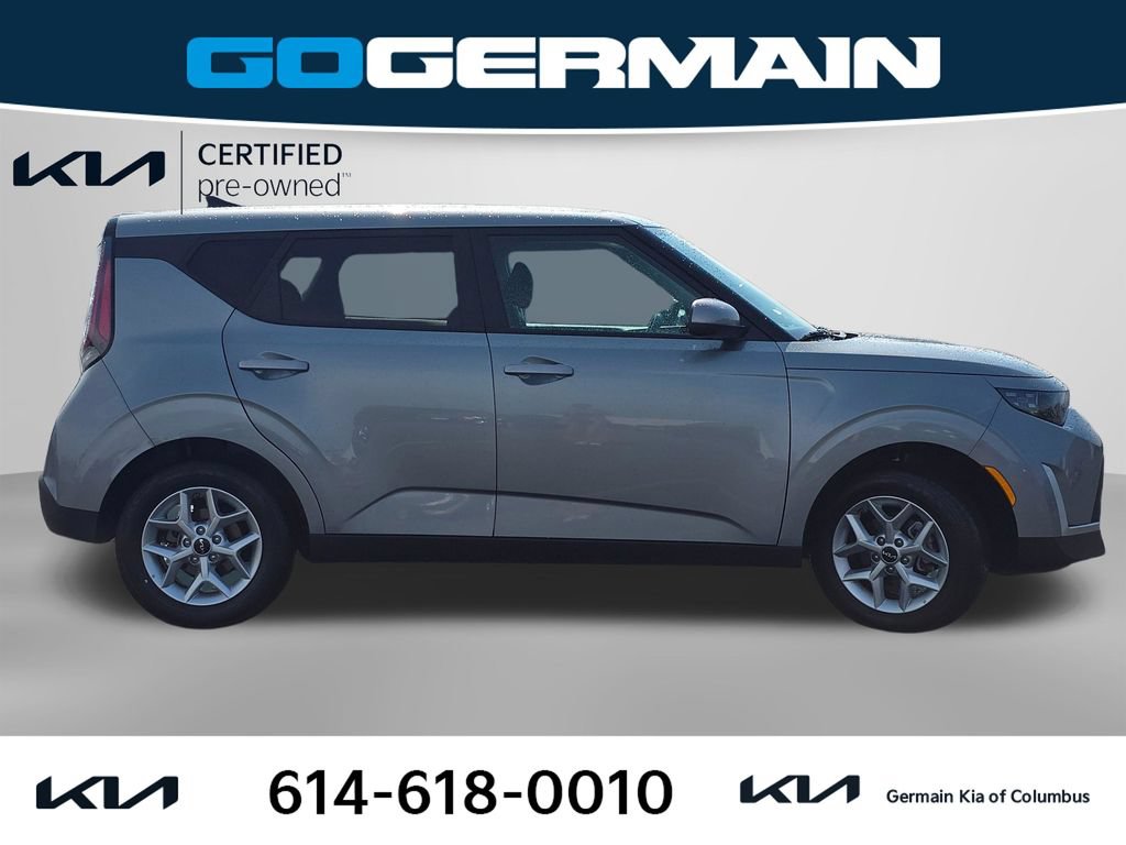 Certified 2025 Kia Soul LX w/ LX Technology Package FWD image 7