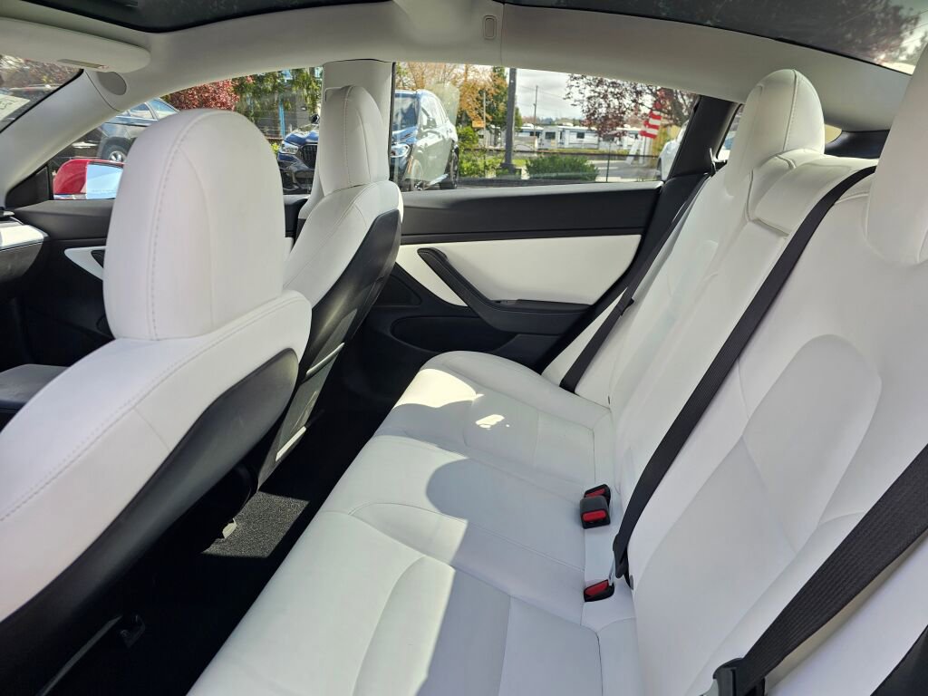 Used 2019 Tesla Model 3 Long Range image 20